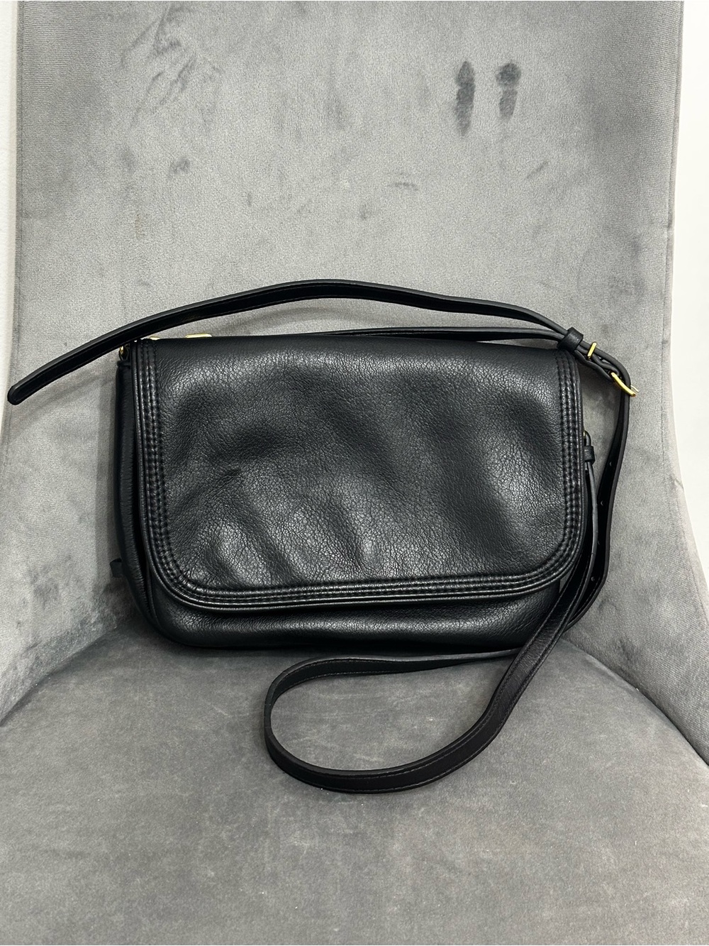 Zara shoulder bag (perfect condition)